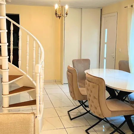 New 2 Bedroom House 15mins From Paris By Train Holiday home Sarcelles